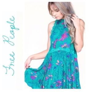 🦋FREE PEOPLE Floral Chemise Dress NWT🦋